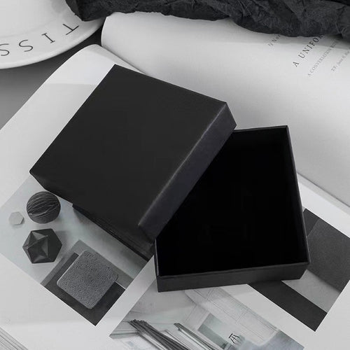 A Gift of Honor — Gift Box